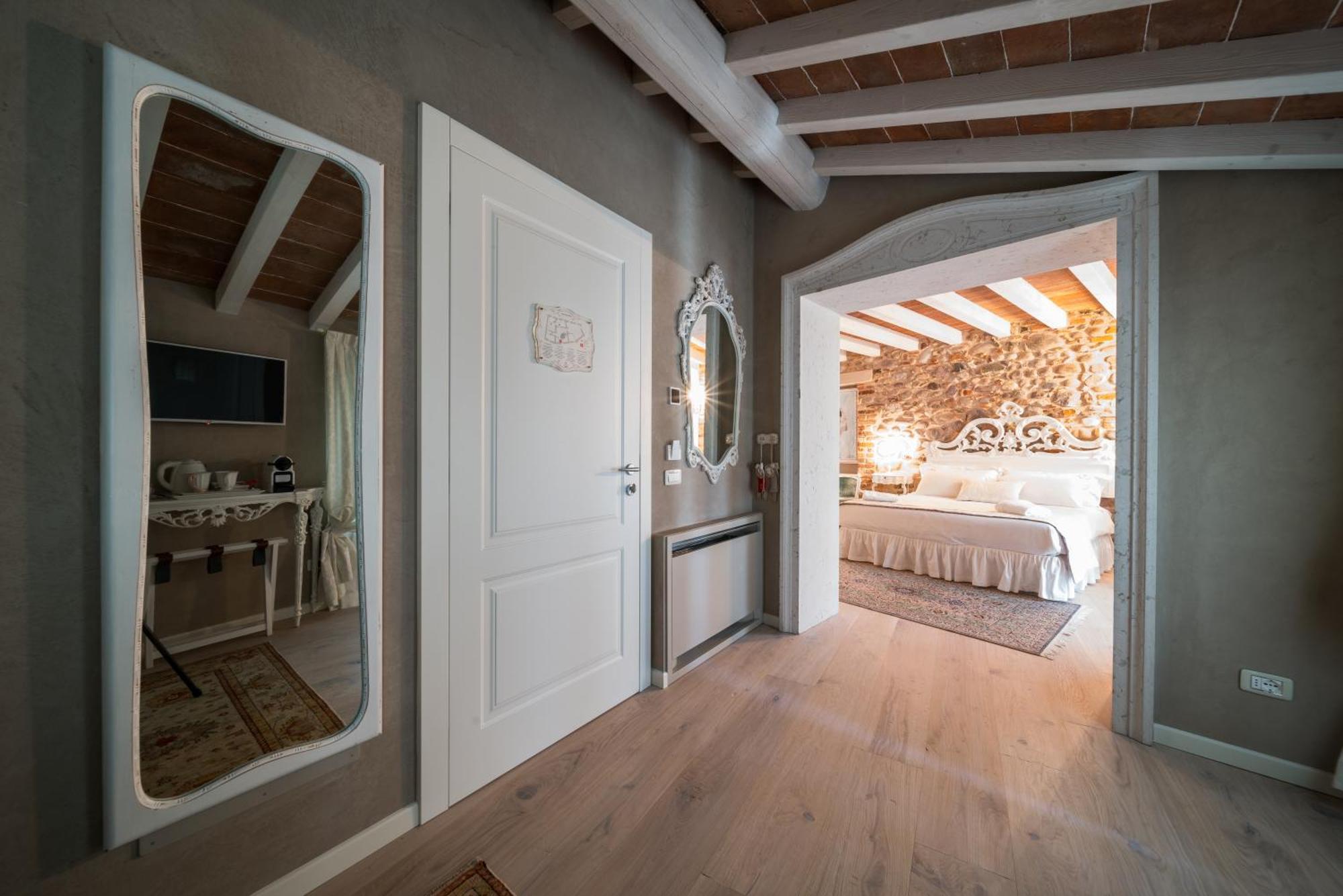 Regia Rosetta - Royal Rooms Borghetto วาเลจโจ ซูล มินโช ภายนอก รูปภาพ